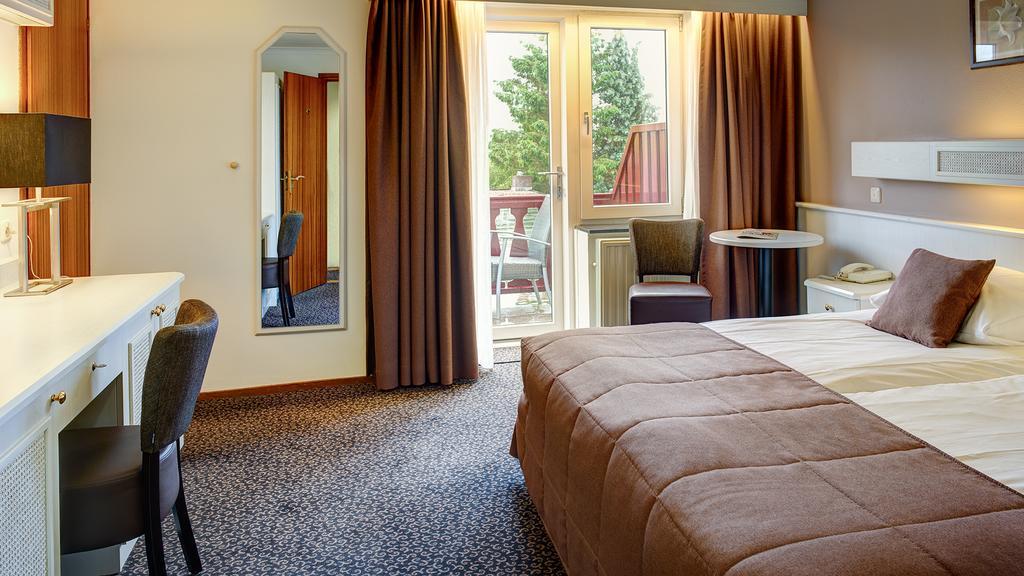 Hotel Berg En Dal 에펜 외부 사진