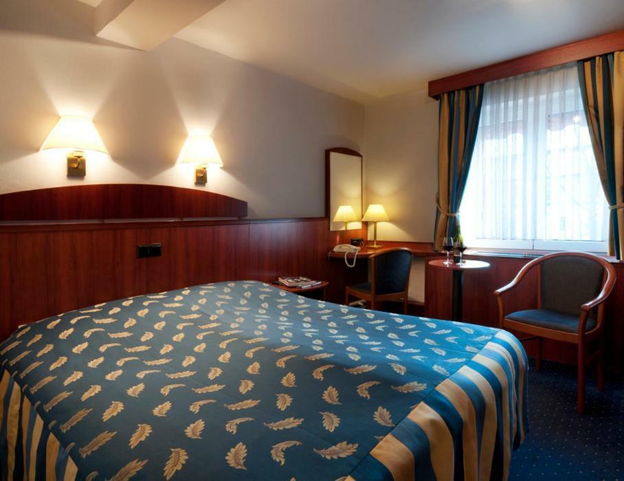 Hotel Berg En Dal 에펜 외부 사진